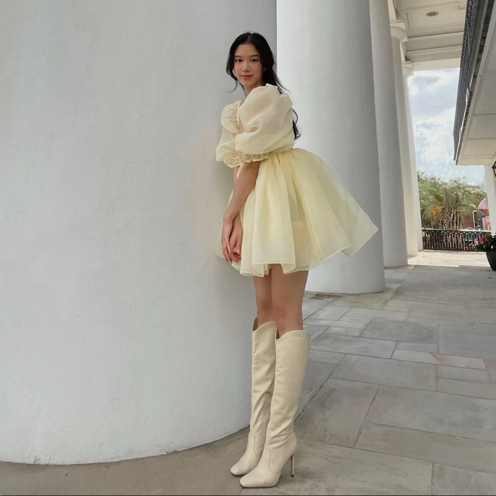NWT!! The Selkie Baby Banana Puff Dress!